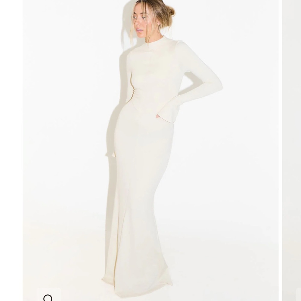 odd muse ultimate long sleeve dress